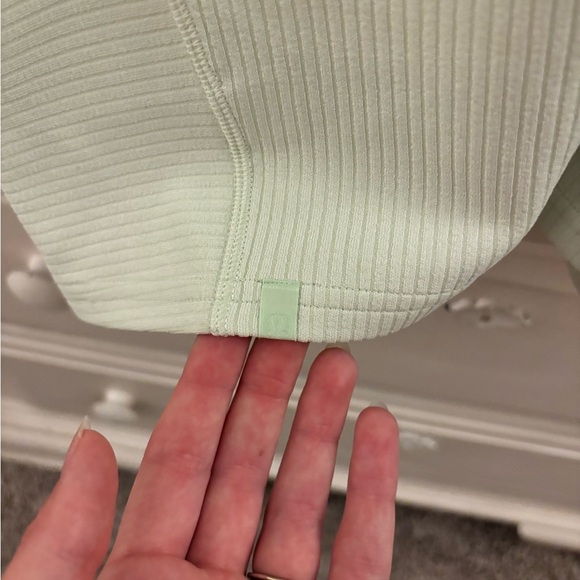 Lululemon Ribbed Softstreme Cropped Tank - Picture 6 of 7